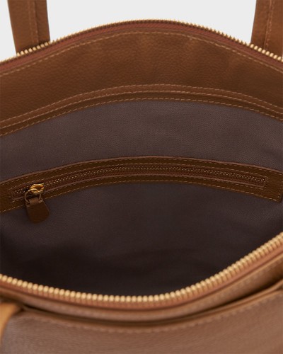 Cartera Foster Camel