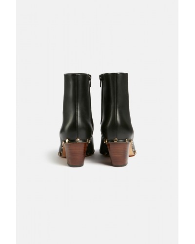 Bota Corta Studs