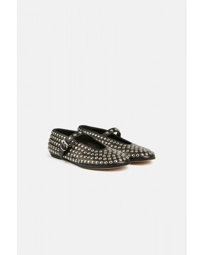 Flats Studs